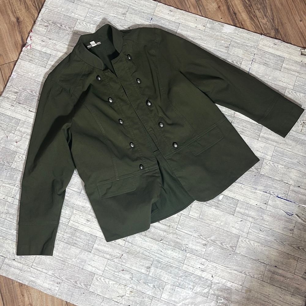 Dressbarn green jacket size 2X military inspired faux buttons pleats army blazer